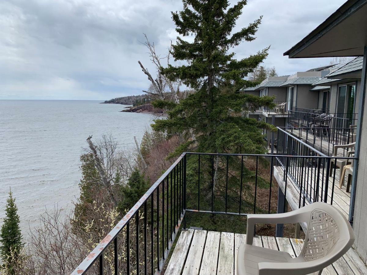 Tofte Cliff Dweller On Lake Superior מראה חיצוני תמונה